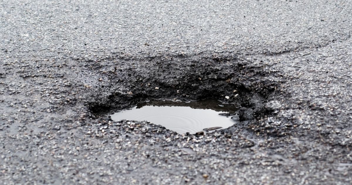 Can Potholes Cause Car Accidents?